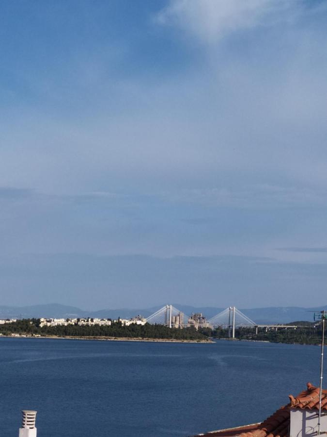 דירות Karababás Seaview Chalkis מראה חיצוני תמונה