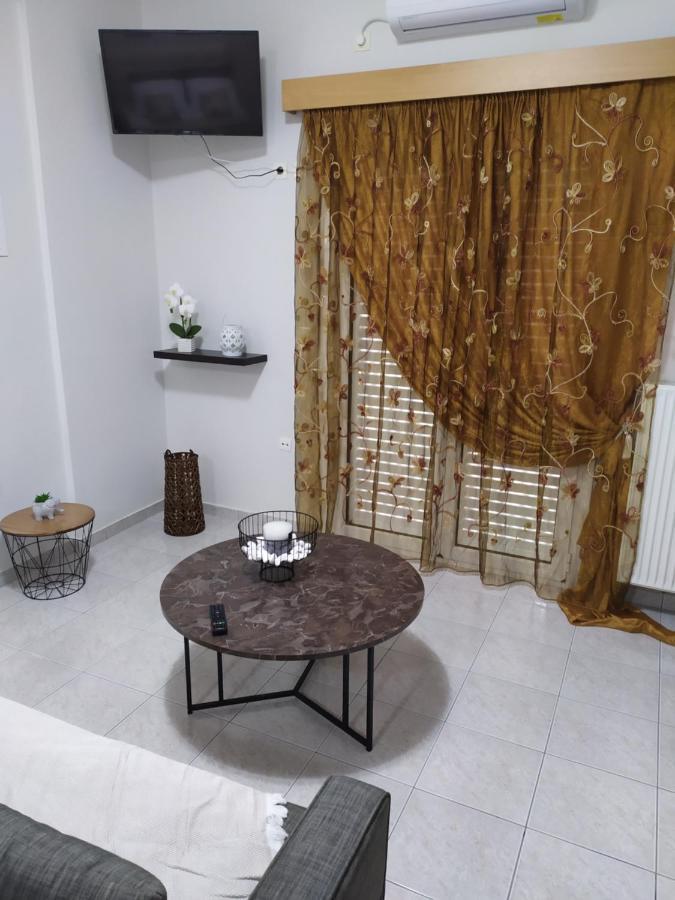דירות Karababás Seaview Chalkis מראה חיצוני תמונה